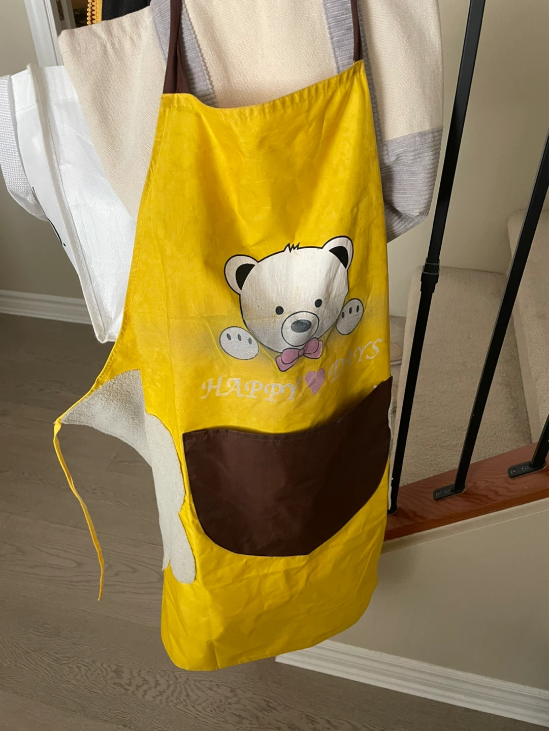 Yellow Apron with Teddy Bear Graphic ⚽