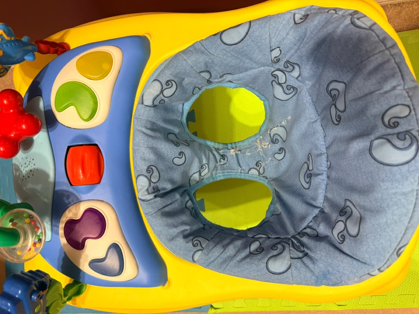 Baby Walker / Activity Center - photo 3