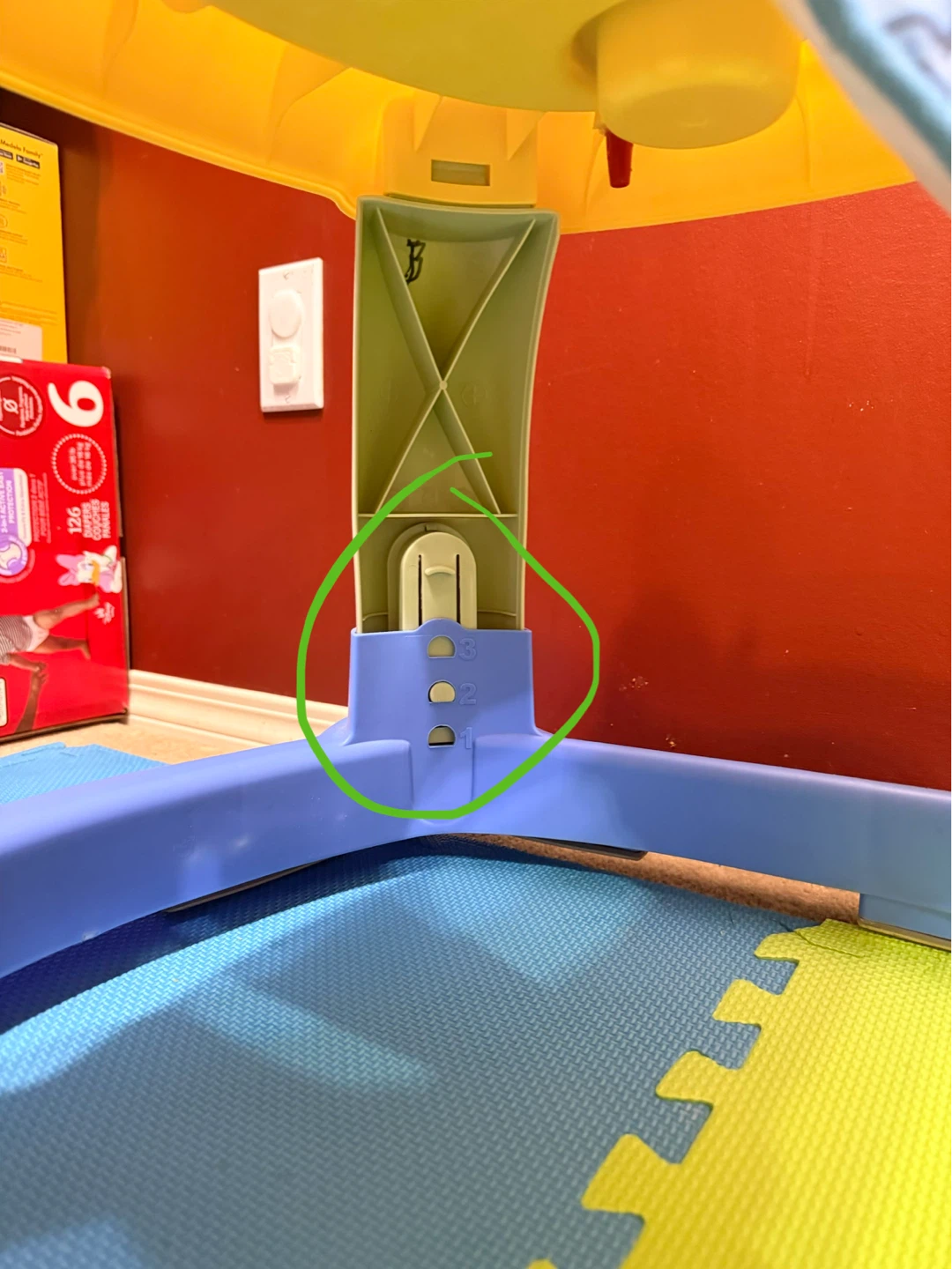 Baby Walker / Activity Center - photo 4