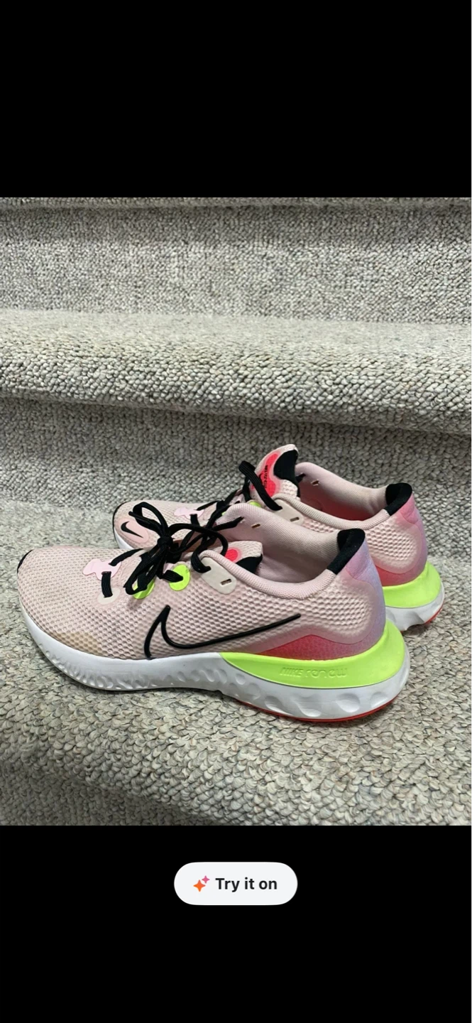 Brand new Nike Women's Running Shoes Pink/Yellow