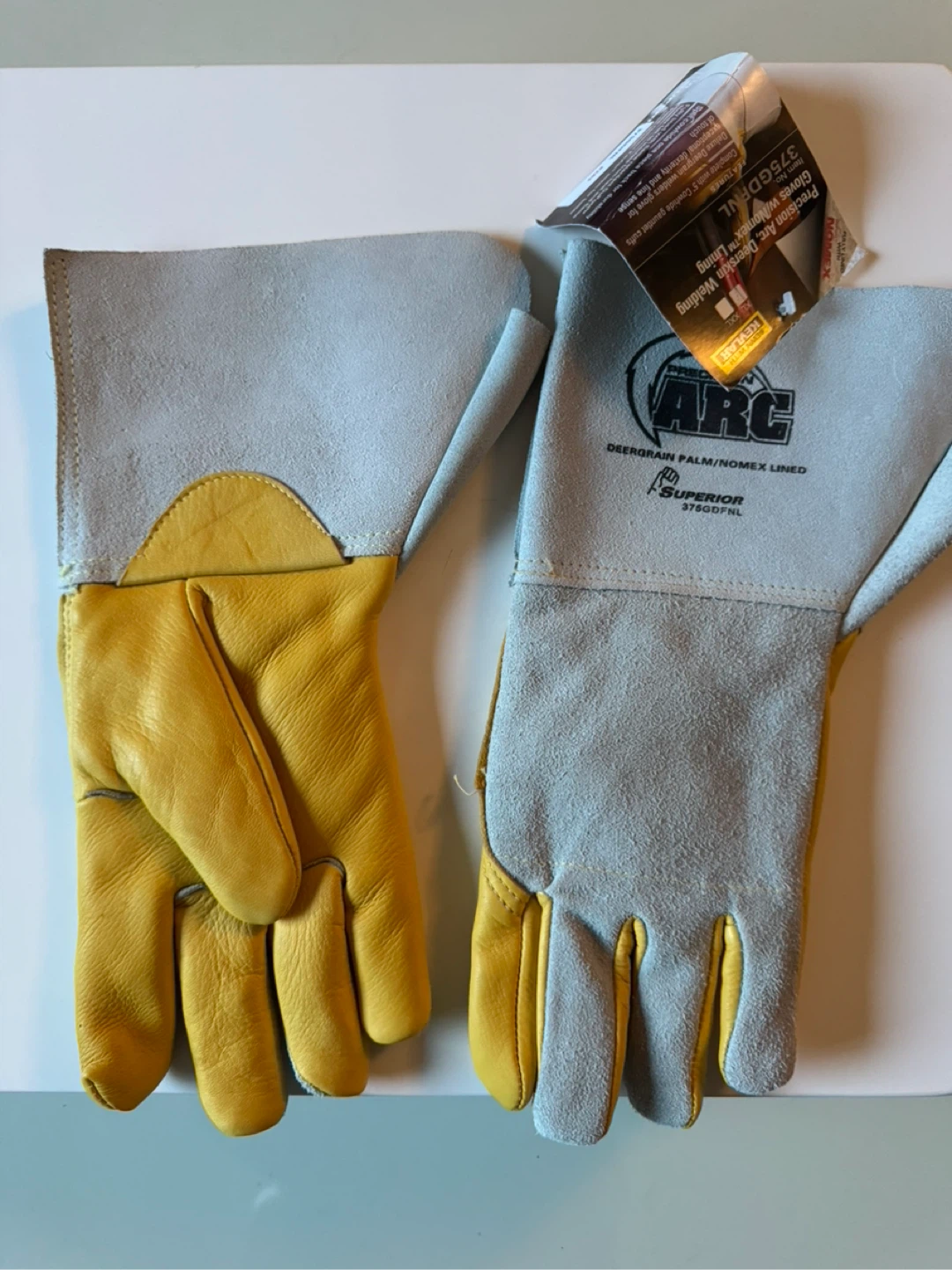 Welding Gloves (NEW) ⚽️