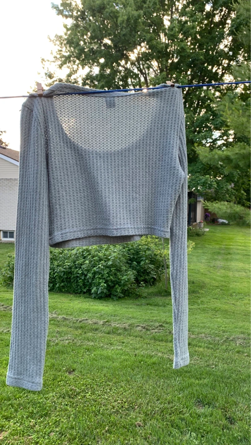 Grey/Green Waffle Knit Cropped Long Sleeve Top - Size S ⚽️ - photo 2