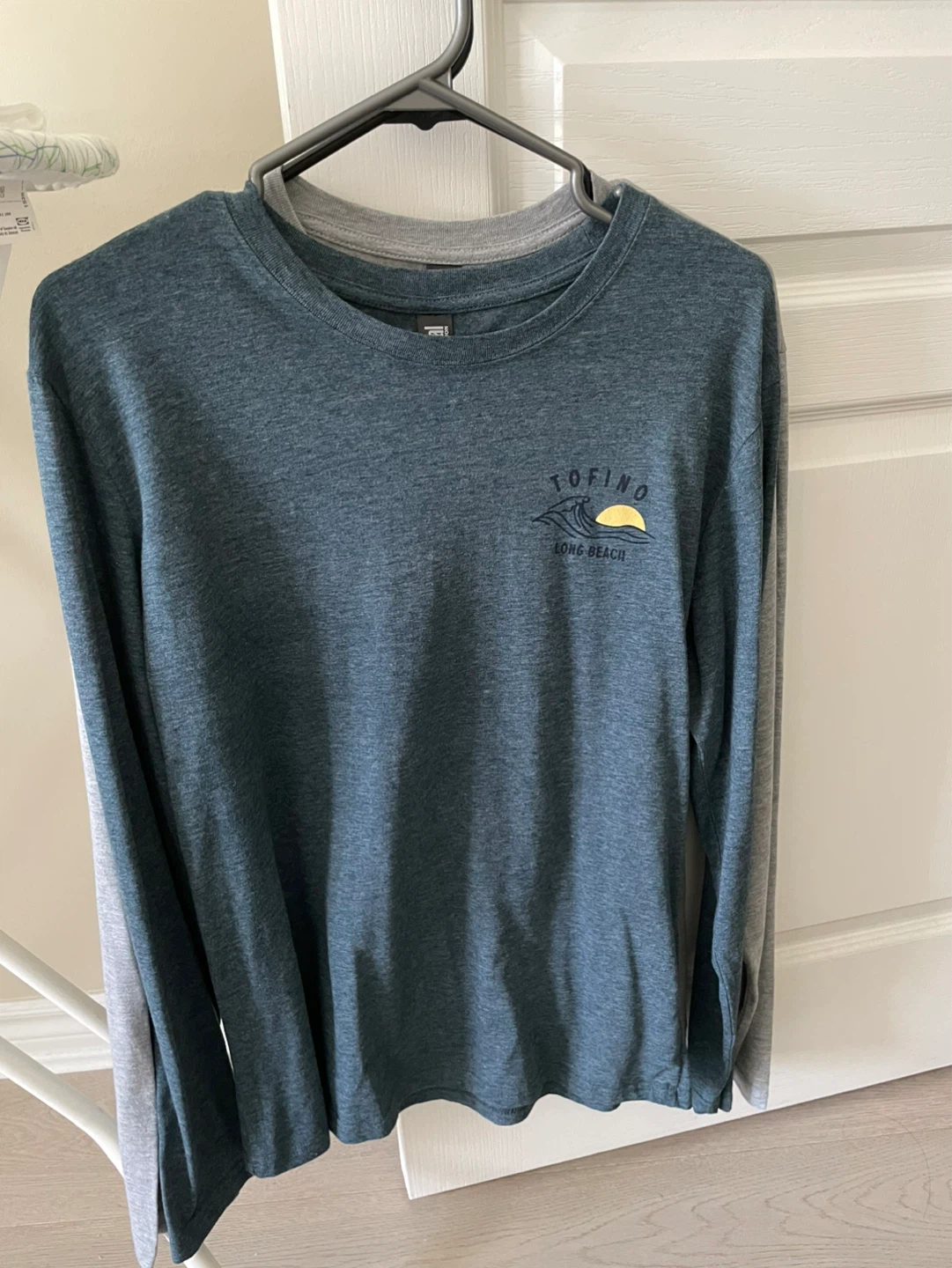 Tofino Long Beach men medium Long Sleeve Shirt ⚽