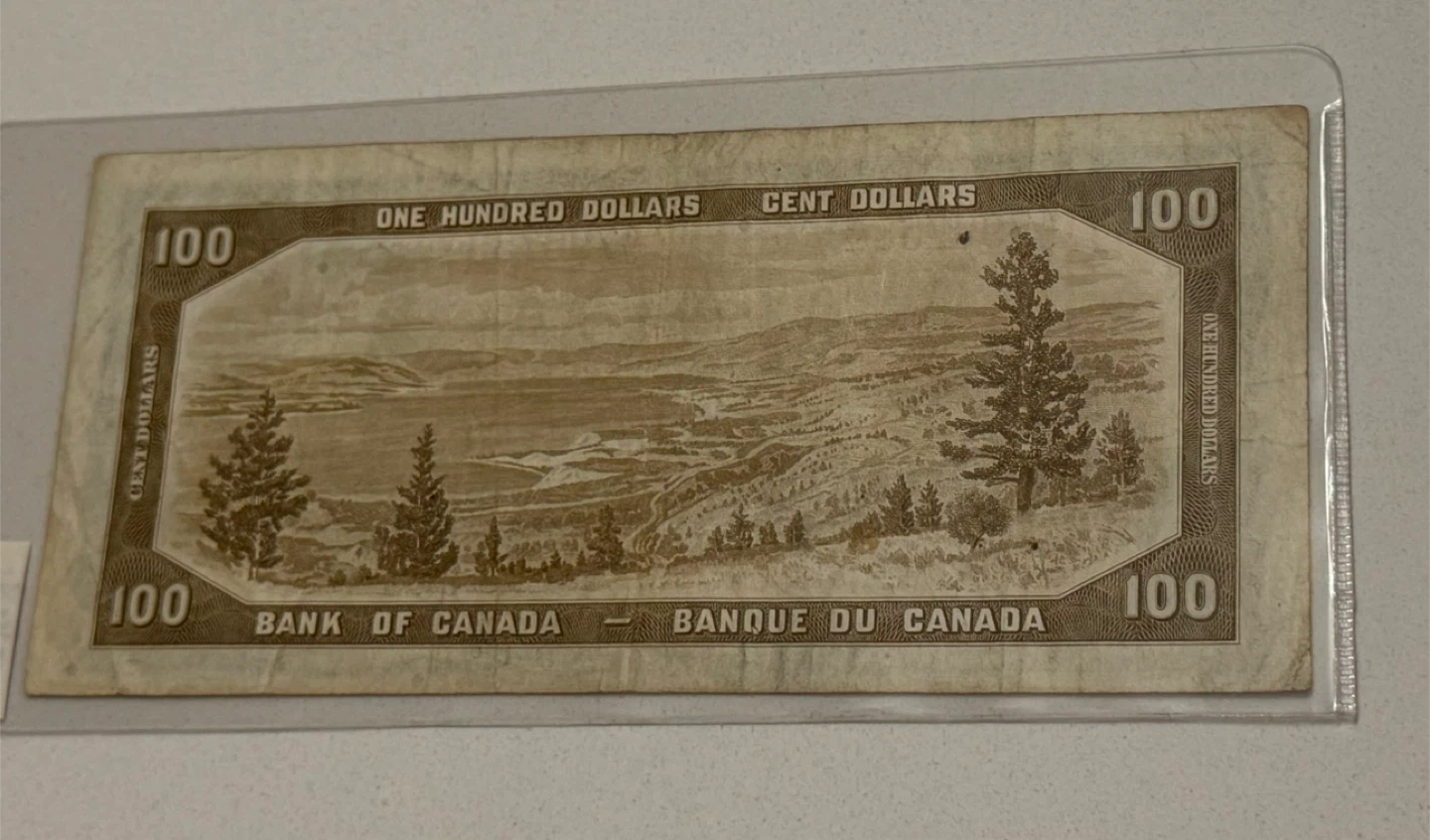 Collectible Old 1954 Canadian Hundred Dollar Banknote - photo 2
