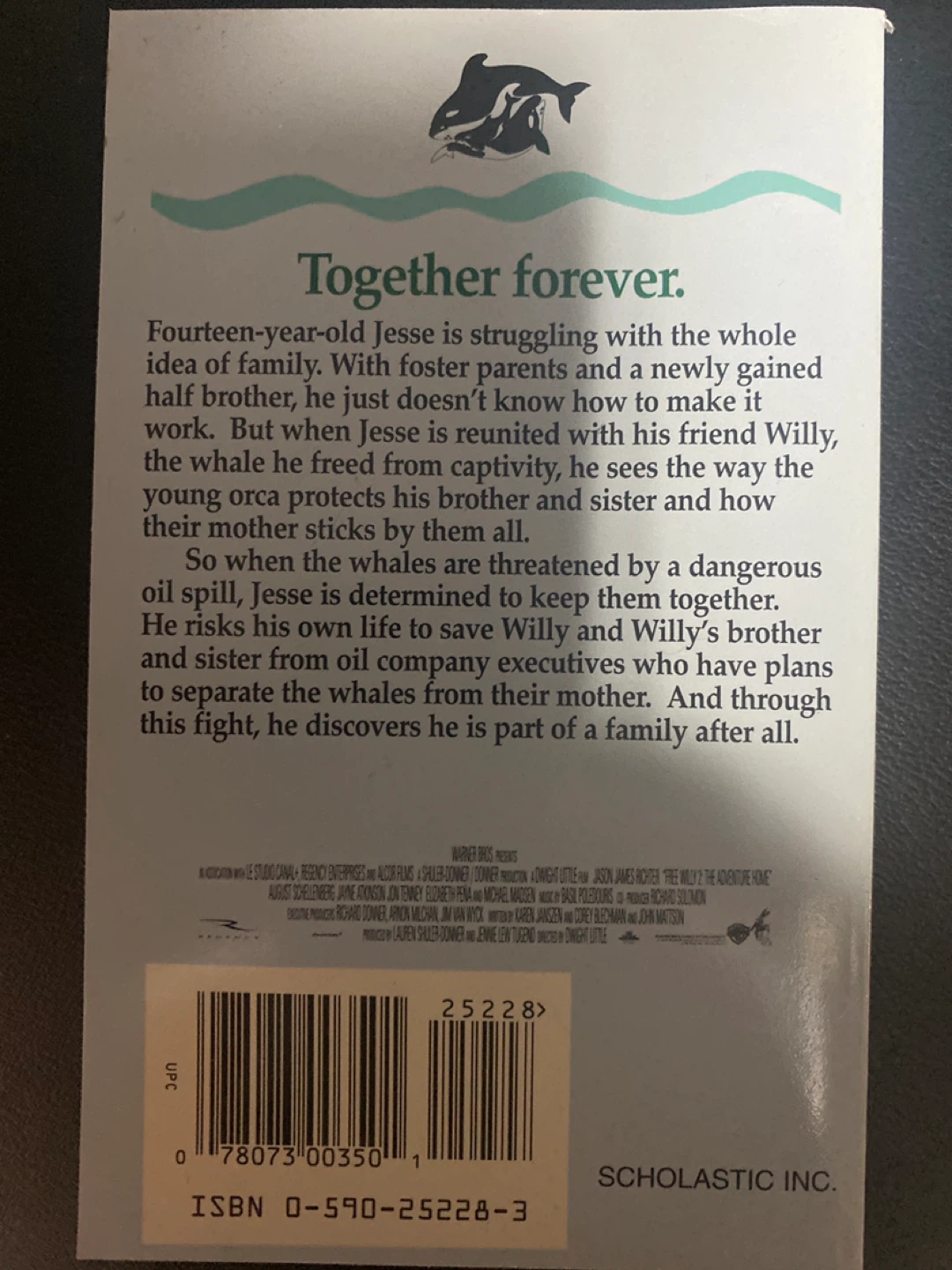 Free Willy 2 ⚽️ The Adventure Home Book - photo 2