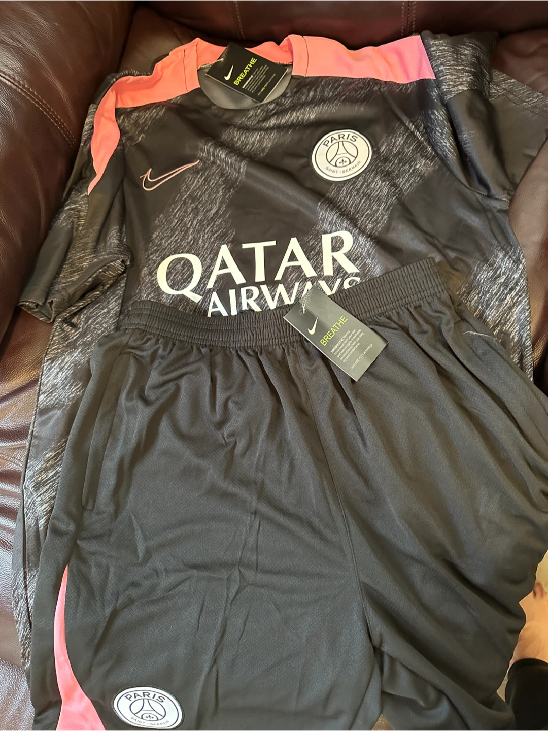 Nike Paris Saint-Germain Soccer Jersey & Shorts Set - photo 2
