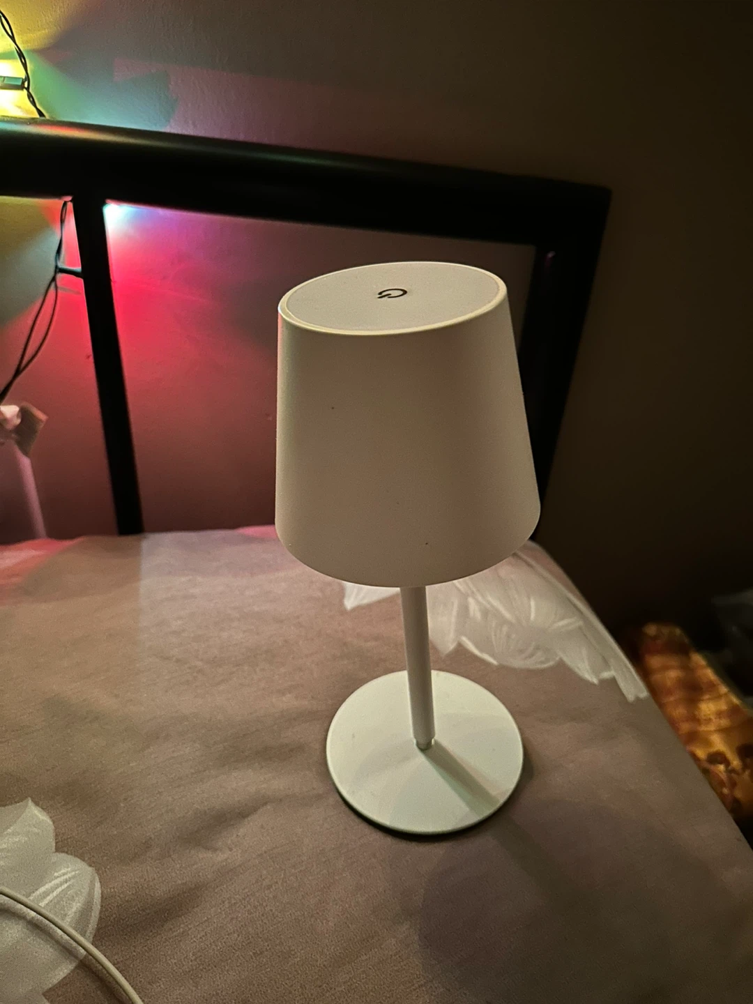 White Portable LED Table Lamp - photo 2
