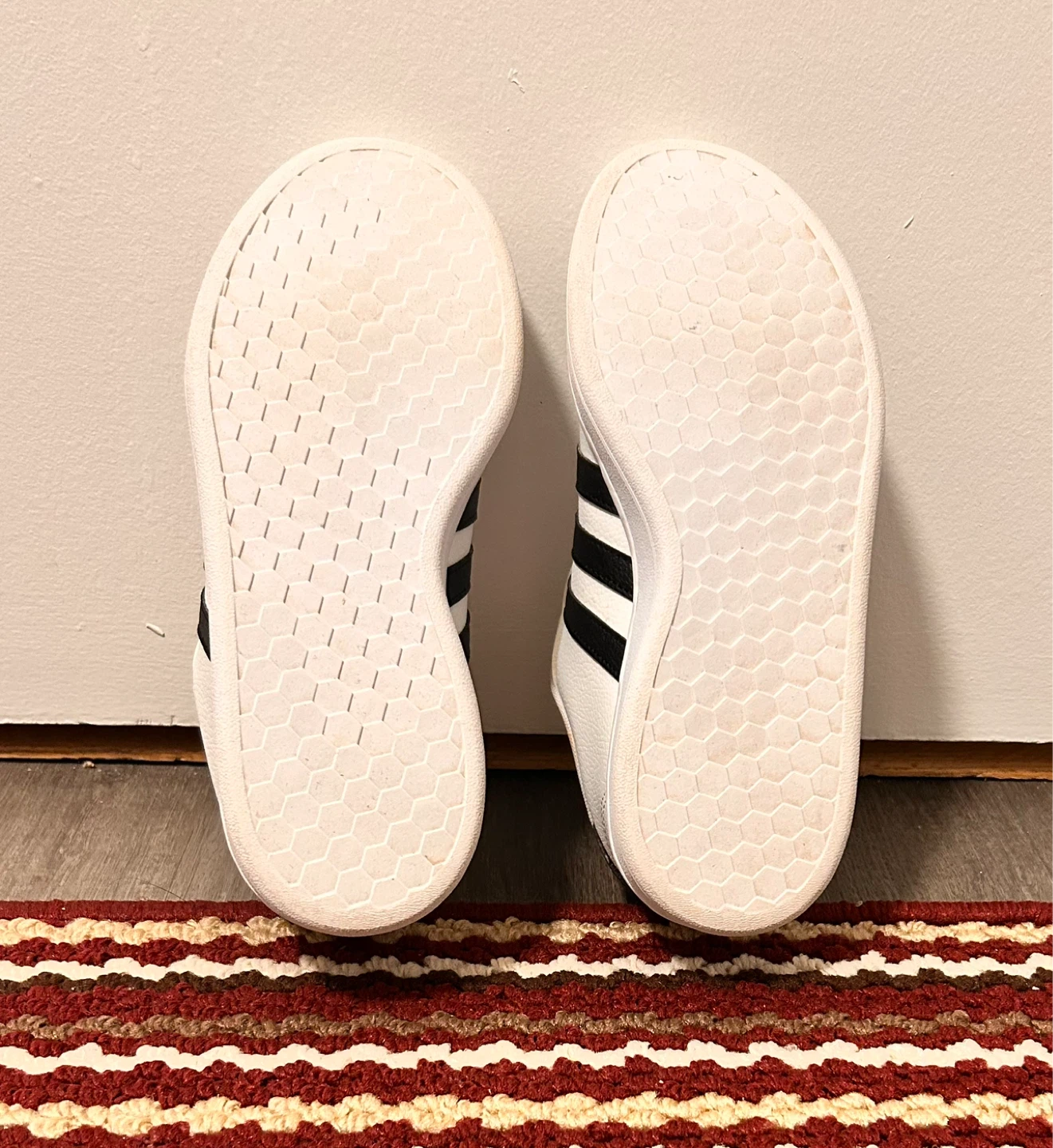LIKE NEW Adidas Grand Court Sneakers - Women's 6.5 - photo 3