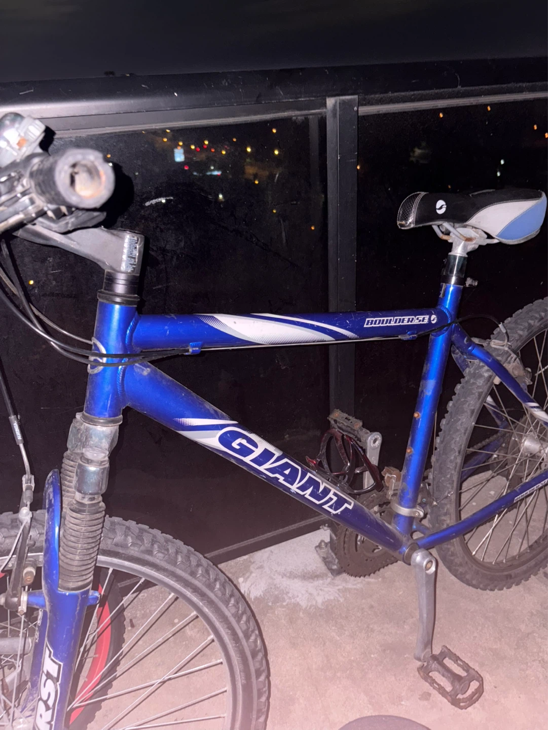 Giant Mountain Bike - photo 2