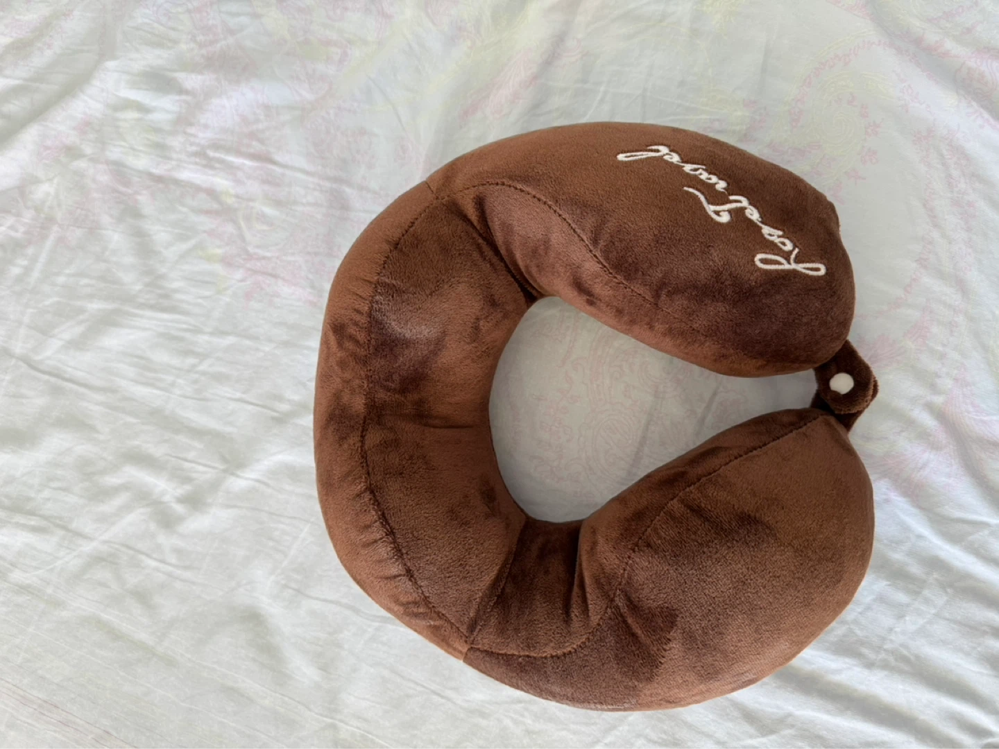 Moving sales- must go Travel U‑neck pillow - photo 2