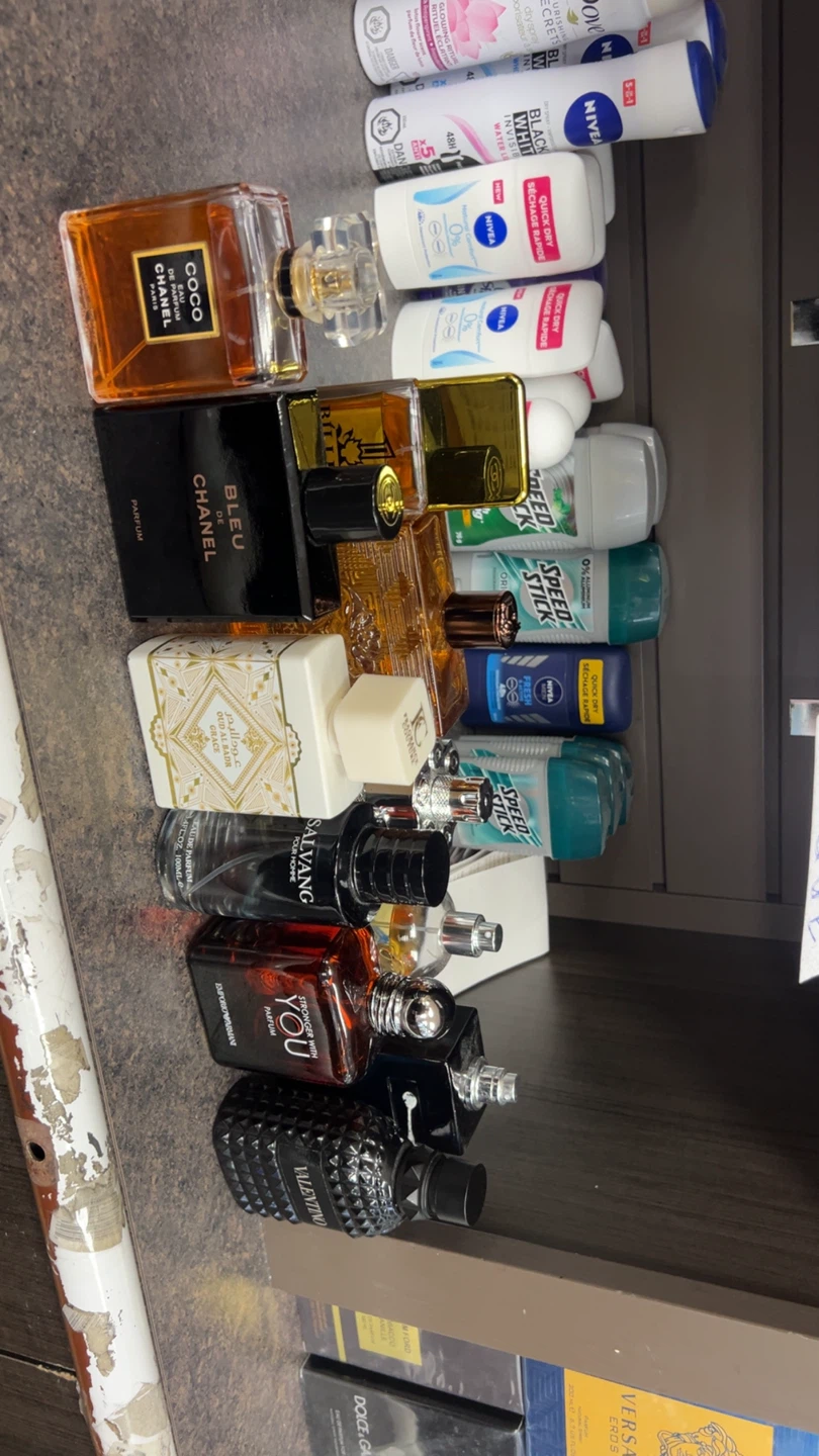 Assorted Perfumes and Fragrances - Various Brands - photo 3