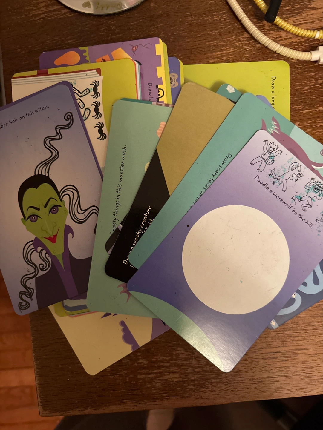 ⚽️Usborne Spooky Doodles Activity Cards - photo 3