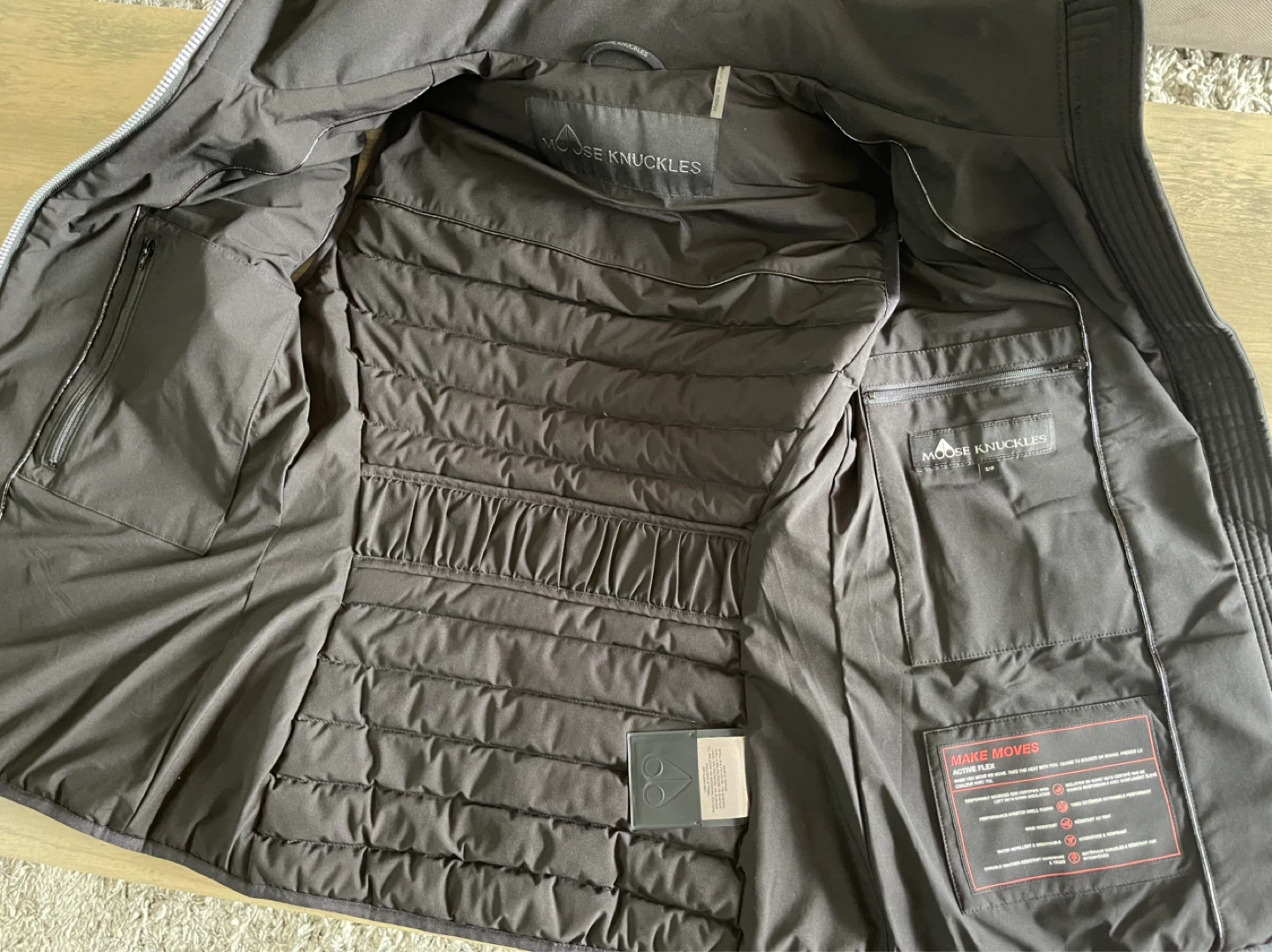 Moose Knuckles Black Puffer Vest - photo 3
