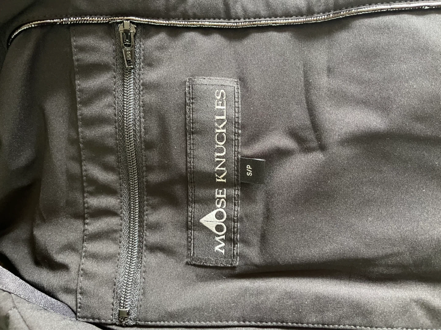 Moose Knuckles Black Puffer Vest - photo 4