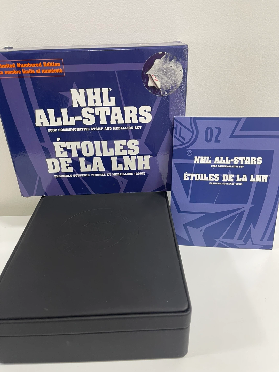 2002 NHL All-Stars Commemorative Stamp and Medallion Set - photo 2