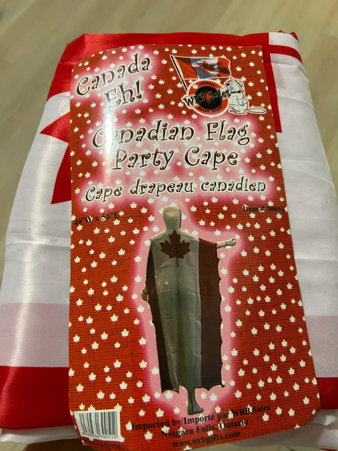 Canadian Flag Party Cape - photo 2