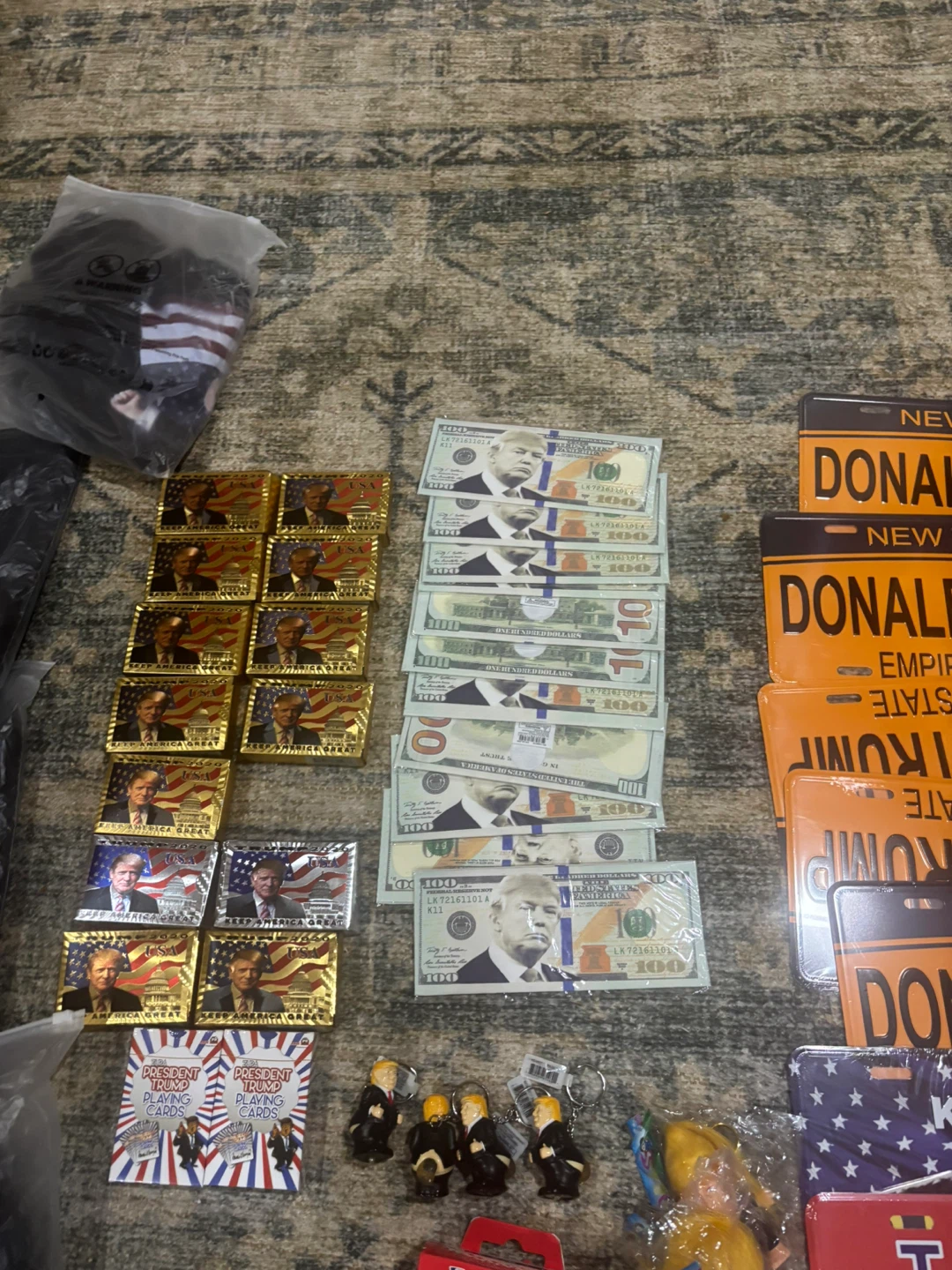TRUMP bundle greatttt value - photo 5