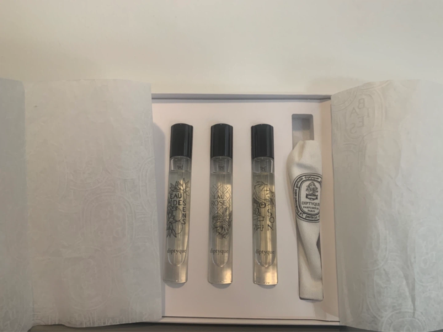 ⚽️ Diptyque travel set- see below 👇 - photo 2