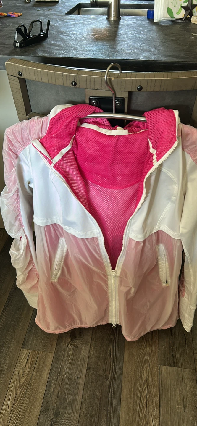 Lululemon Pink & White Running Jacket - photo 5