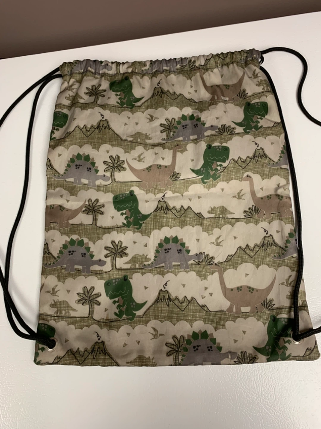 ⚽️ Thirty One Dinosaur Drawstring Backpack - photo 5