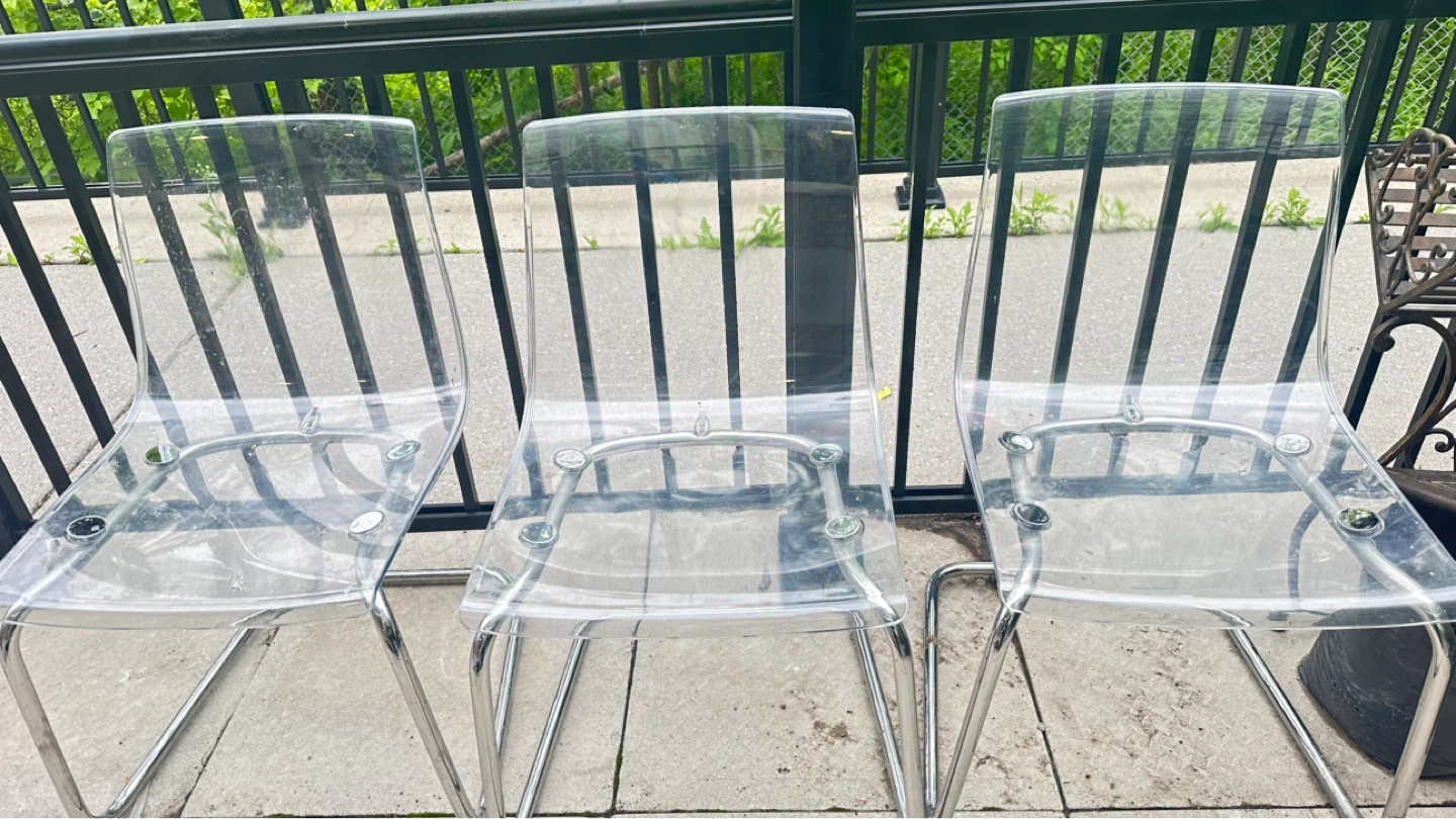 Set of 4 Clear Ghost Chairs