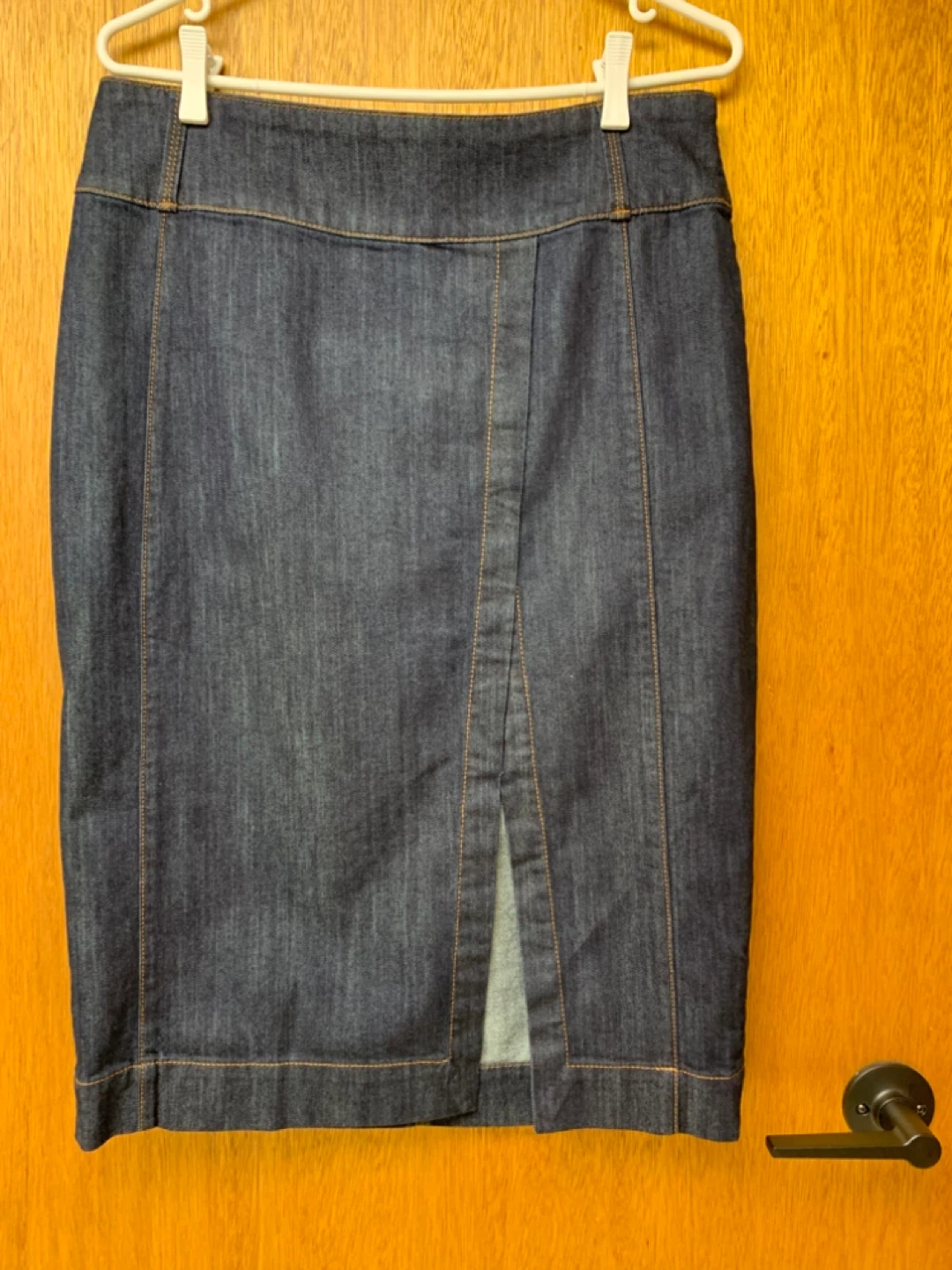 ⚽️ Dark Wash Denim Pencil Skirt - photo 2
