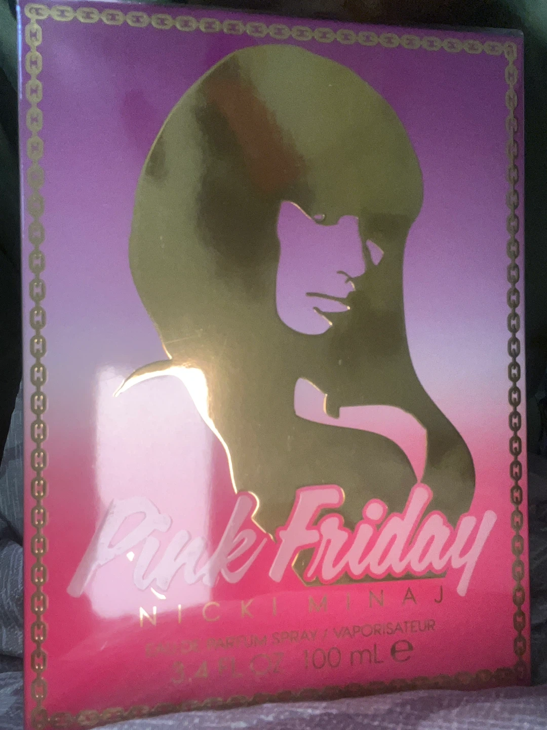 Nicki Minaj Pink Friday Eau de Parfum Spray 3.4 oz / 100 ml - photo 2