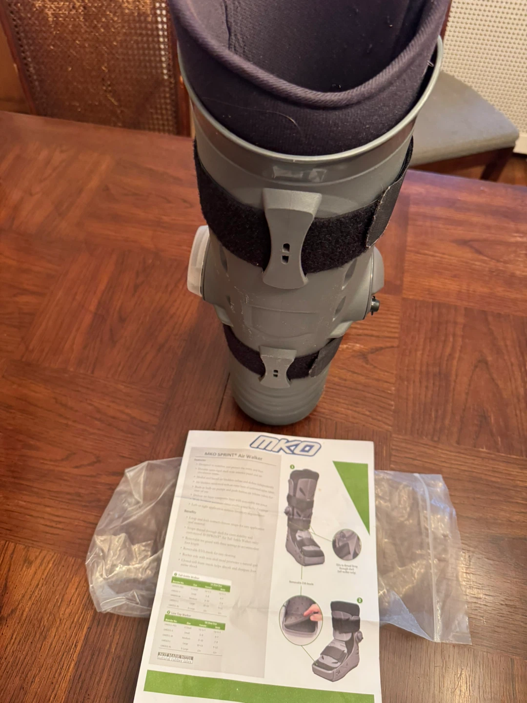 MKO Sprint Air Walker Walking Boot – Excellent Condition - photo 2