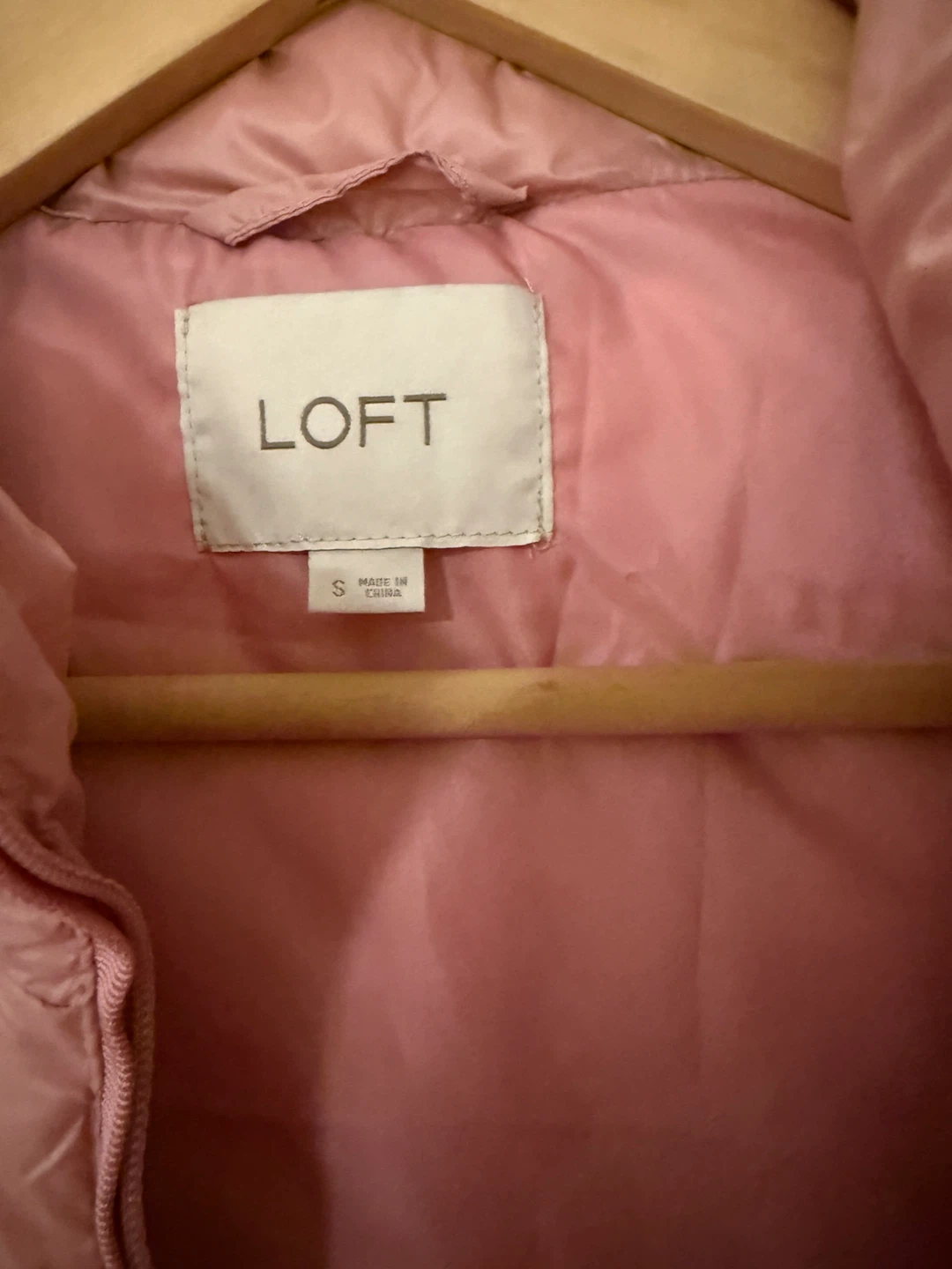 LOFT Pink Puffer Vest Size S - photo 3