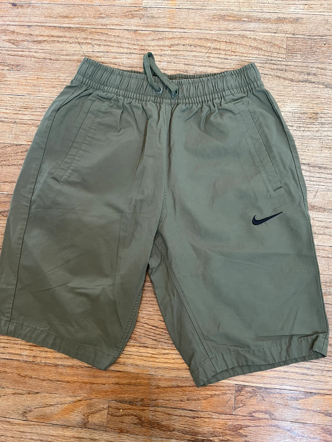 ⚽ Nike Men's Olive Green Shorts Size S