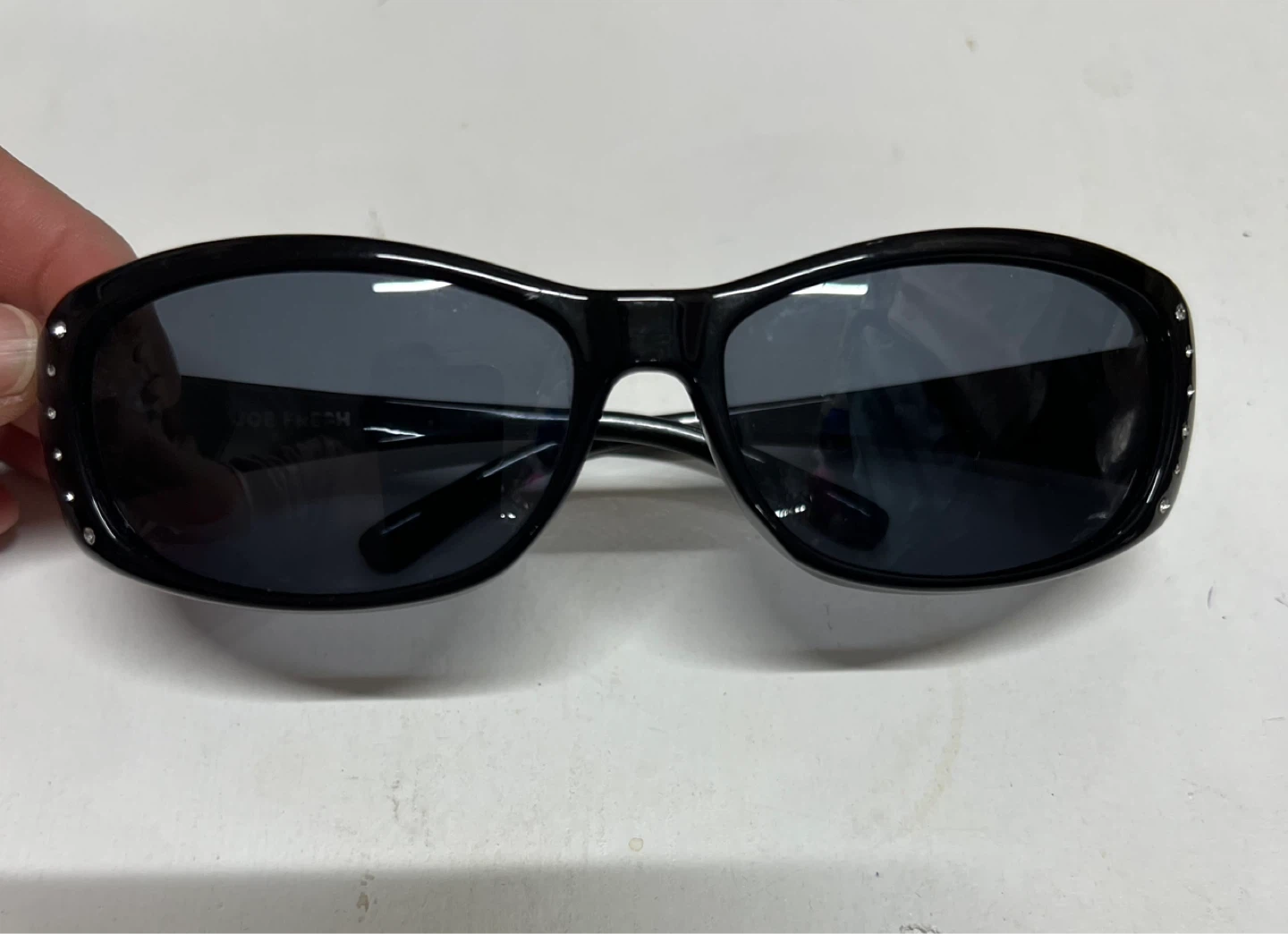 ⚽ Black Polarized Sunglasses