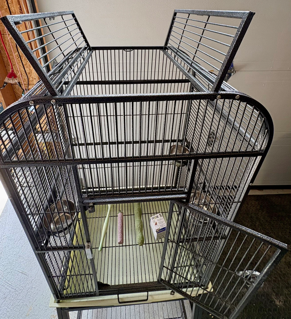 Large Bird Cage on Wheels - photo 4