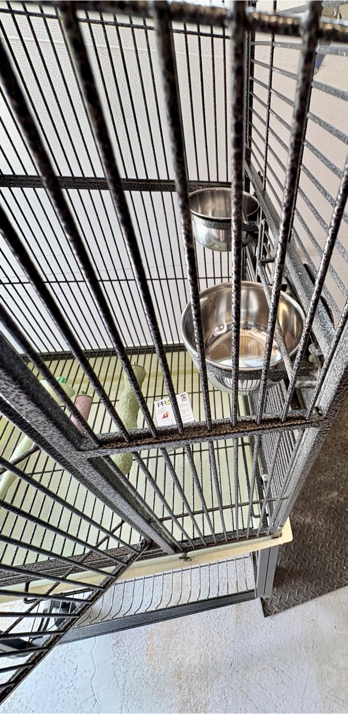 Large Bird Cage on Wheels - photo 5
