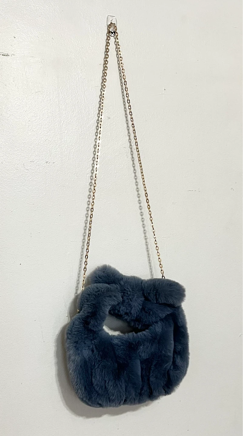 Fuzzy Blue Handbag - photo 5