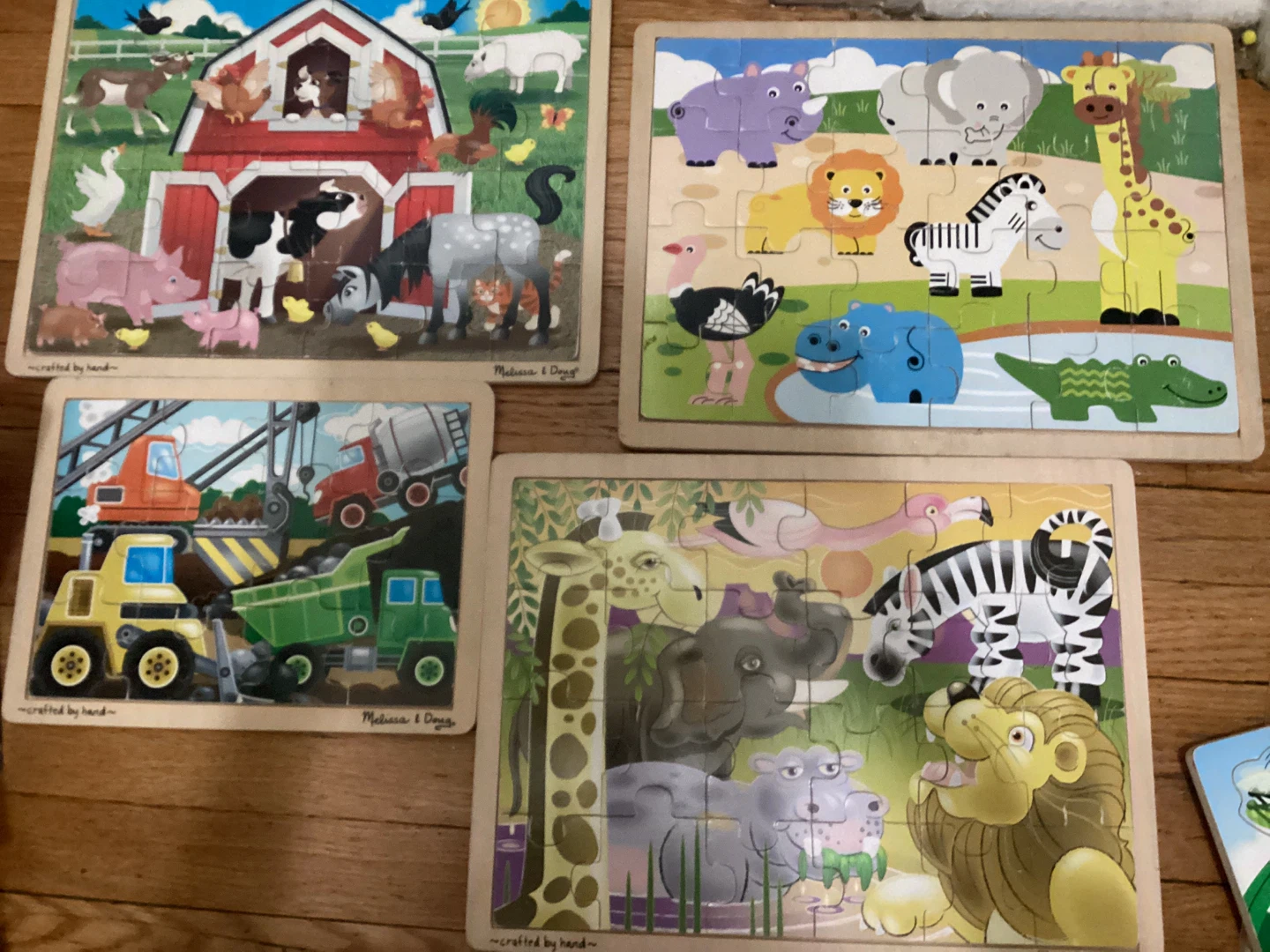 ⚽️Melissa & Doug Wooden Puzzles (Farm, Construction, Animals)