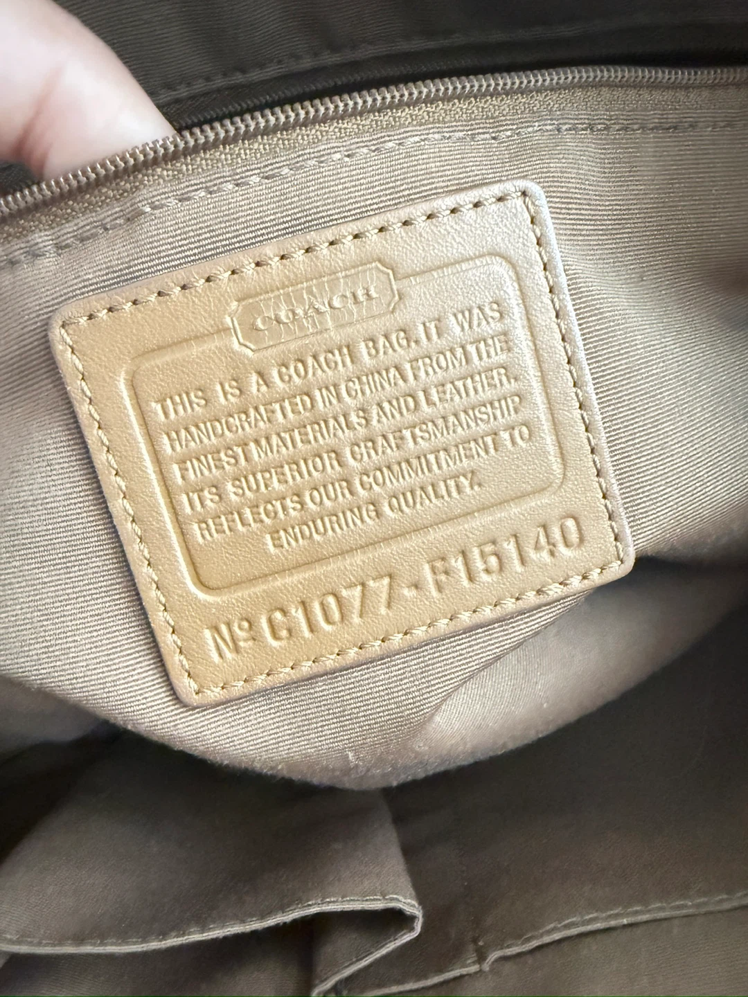 Limited edition Coach Tote Bag with Matching Wristlet - photo 2