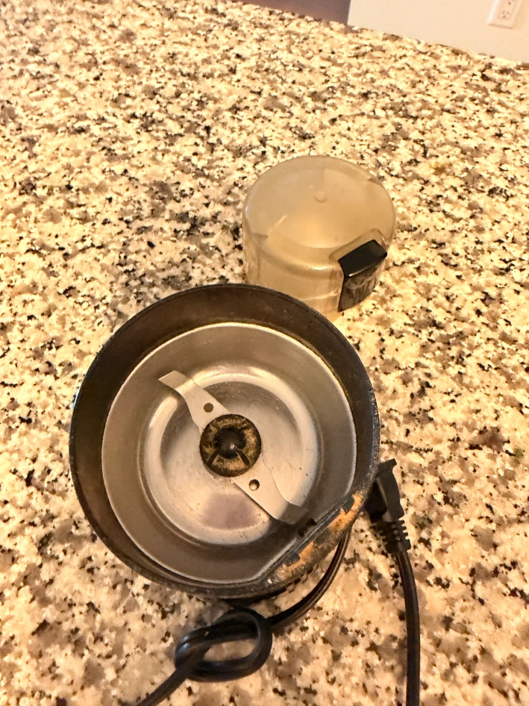 Electric kettle,Coffee Grinder and smoothie maker - photo 3