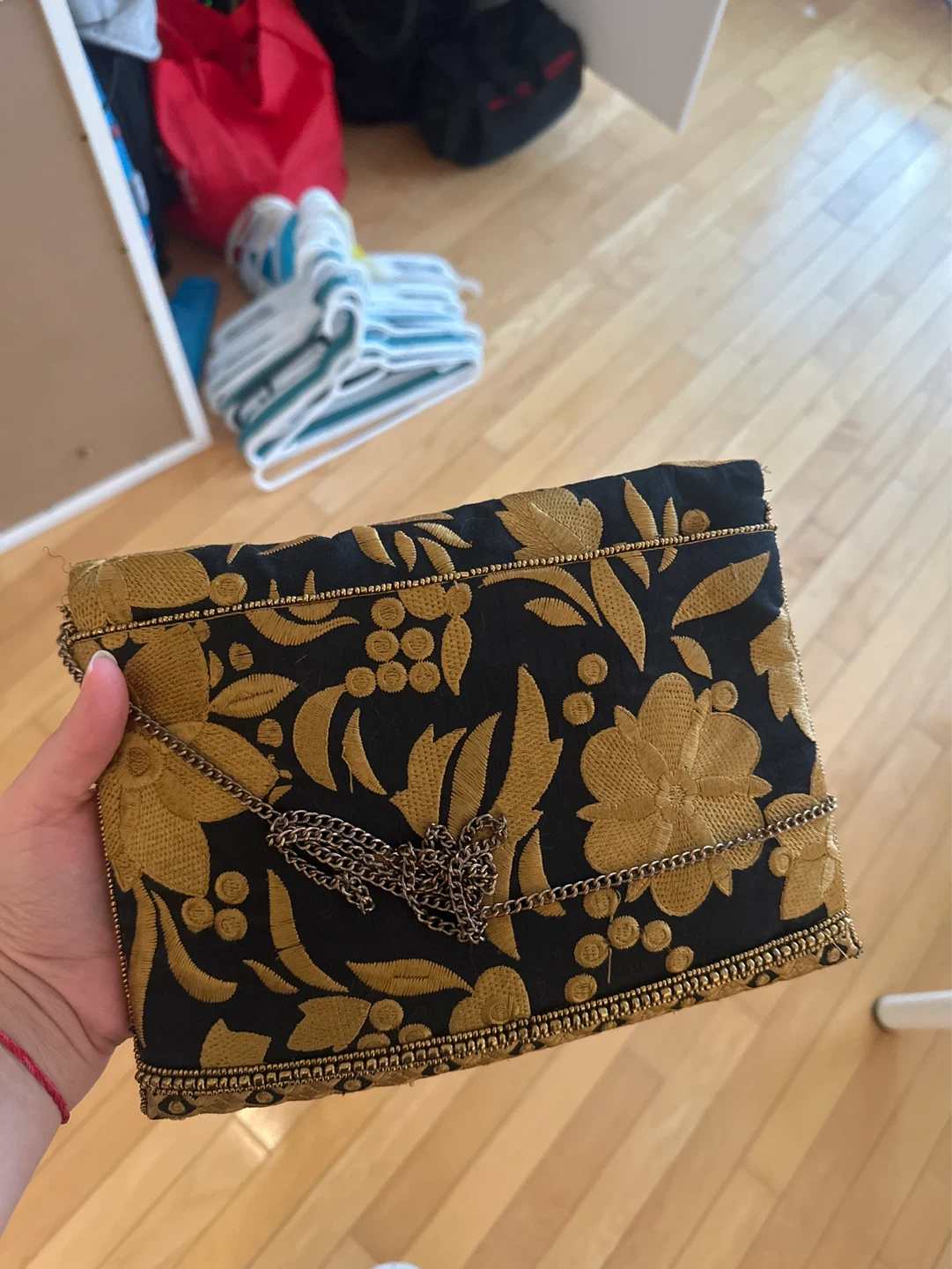 Black and Gold Embroidered Clutch Purse - photo 3