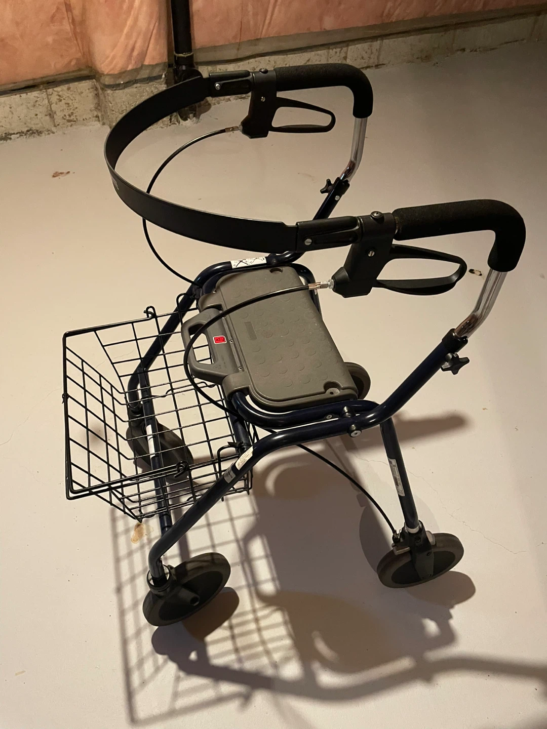 Dolomite Walker with Seat and Basket - photo 2
