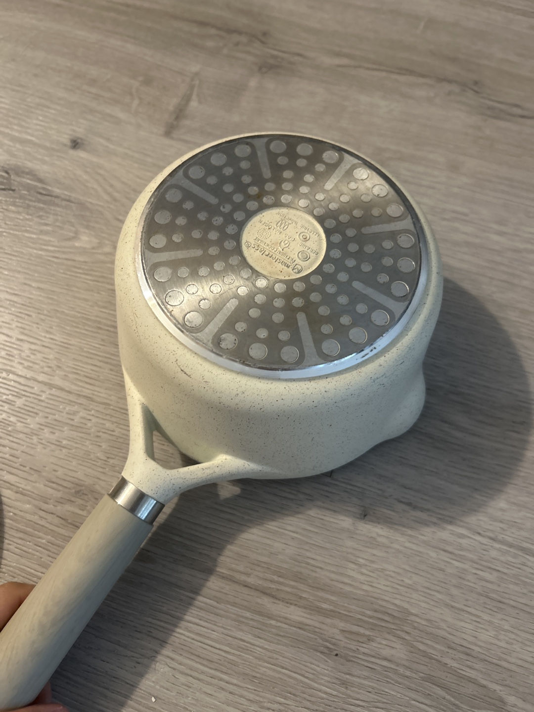 Masterclass Cream Saucepan with Lid - photo 4