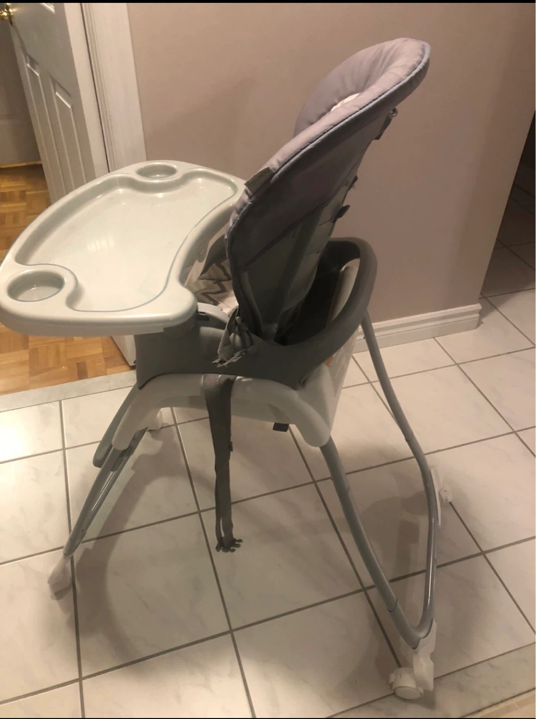 Graco High Chair - photo 3