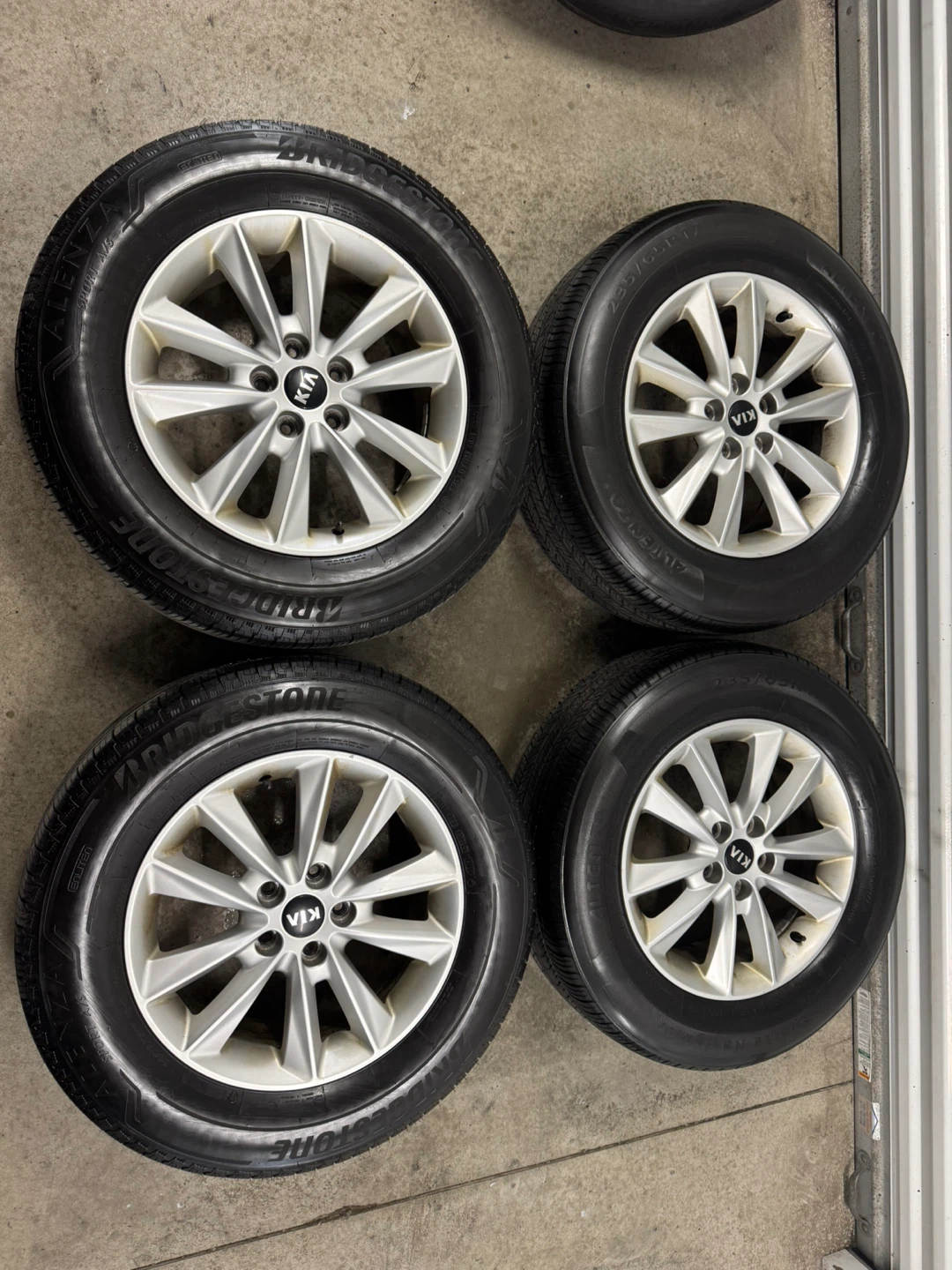 Kia Sedona/Sorento OEM rims on all season tires