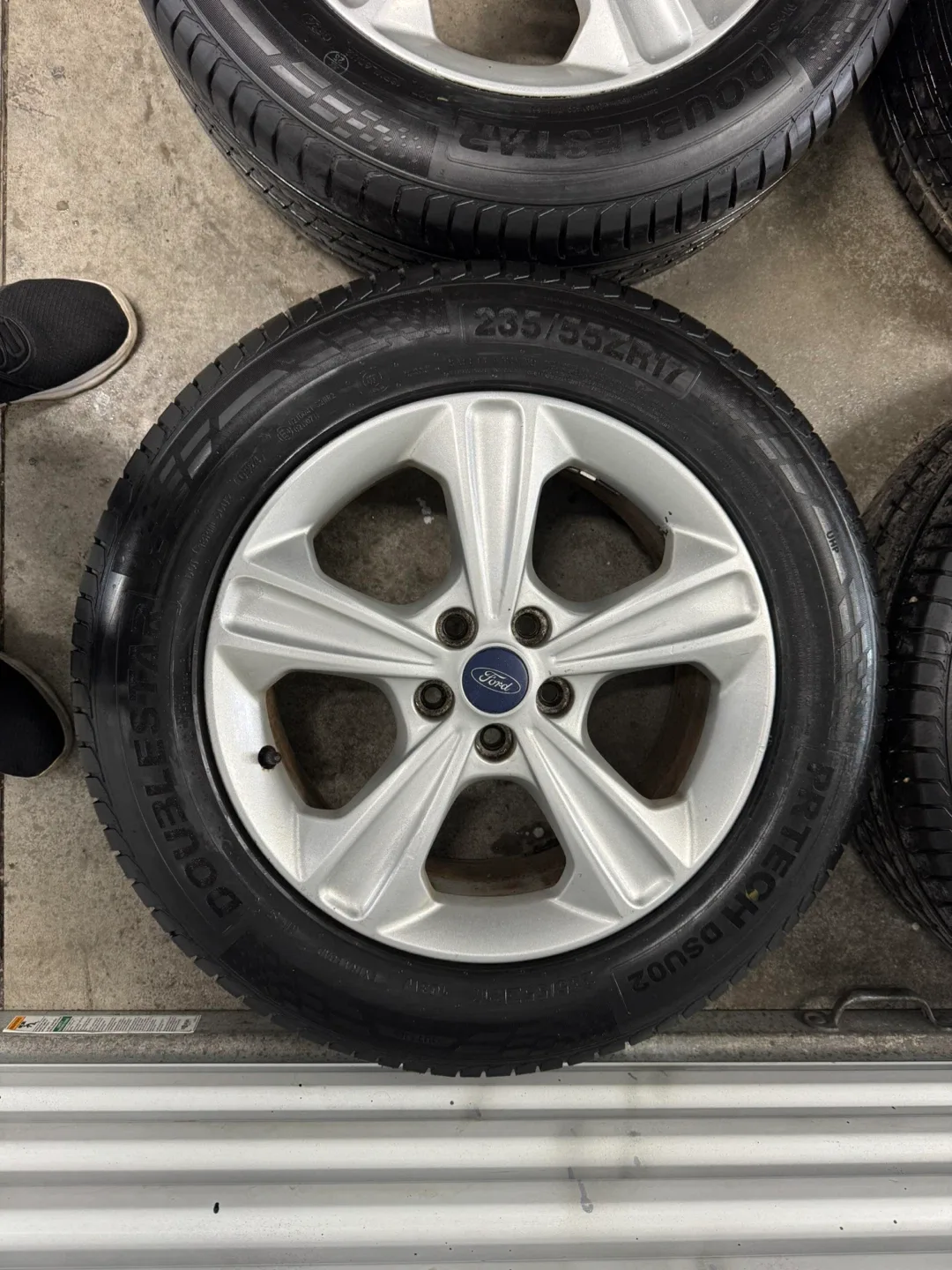 Ford Escape Original rims on all season tires - photo 4