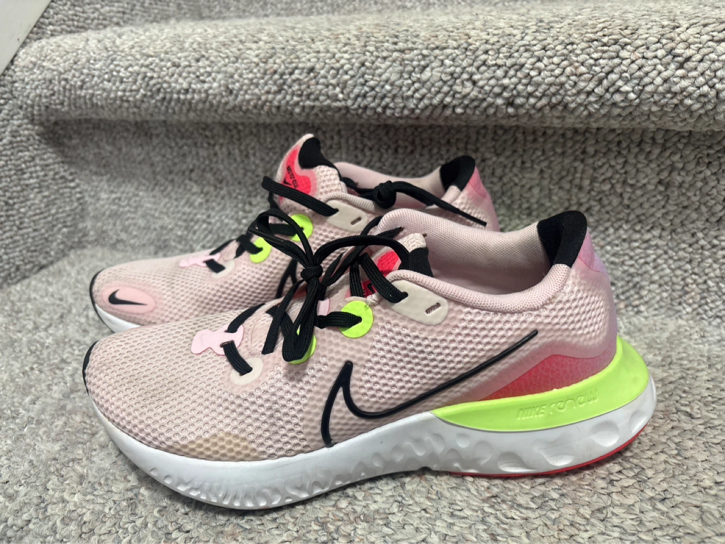 Nike Renew Run Women's Running Shoes