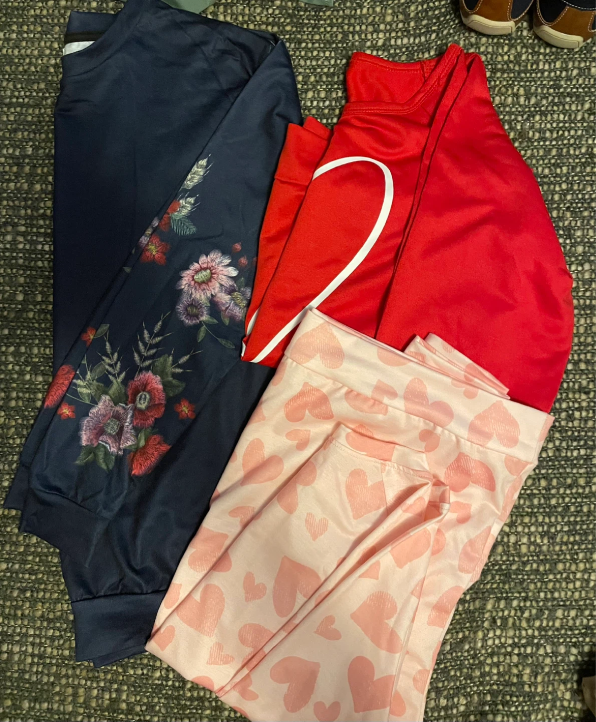 ⚽️3 New Long Sleeve Tops - Hearts & Floral Prints