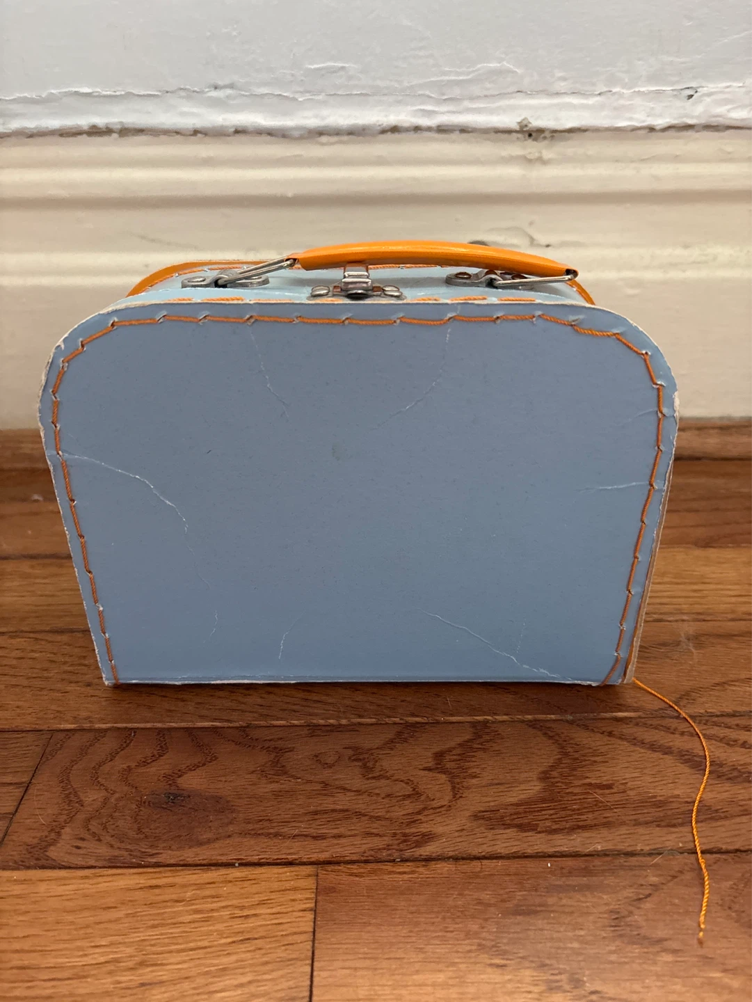 ⚽️Blue toy cardboard suitcase with orange handle - photo 3