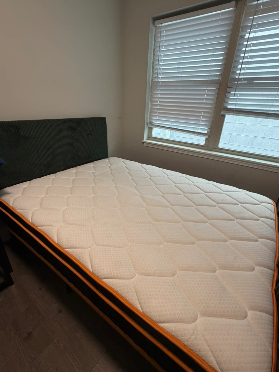Queen mattress used for less than 1 year - photo 2