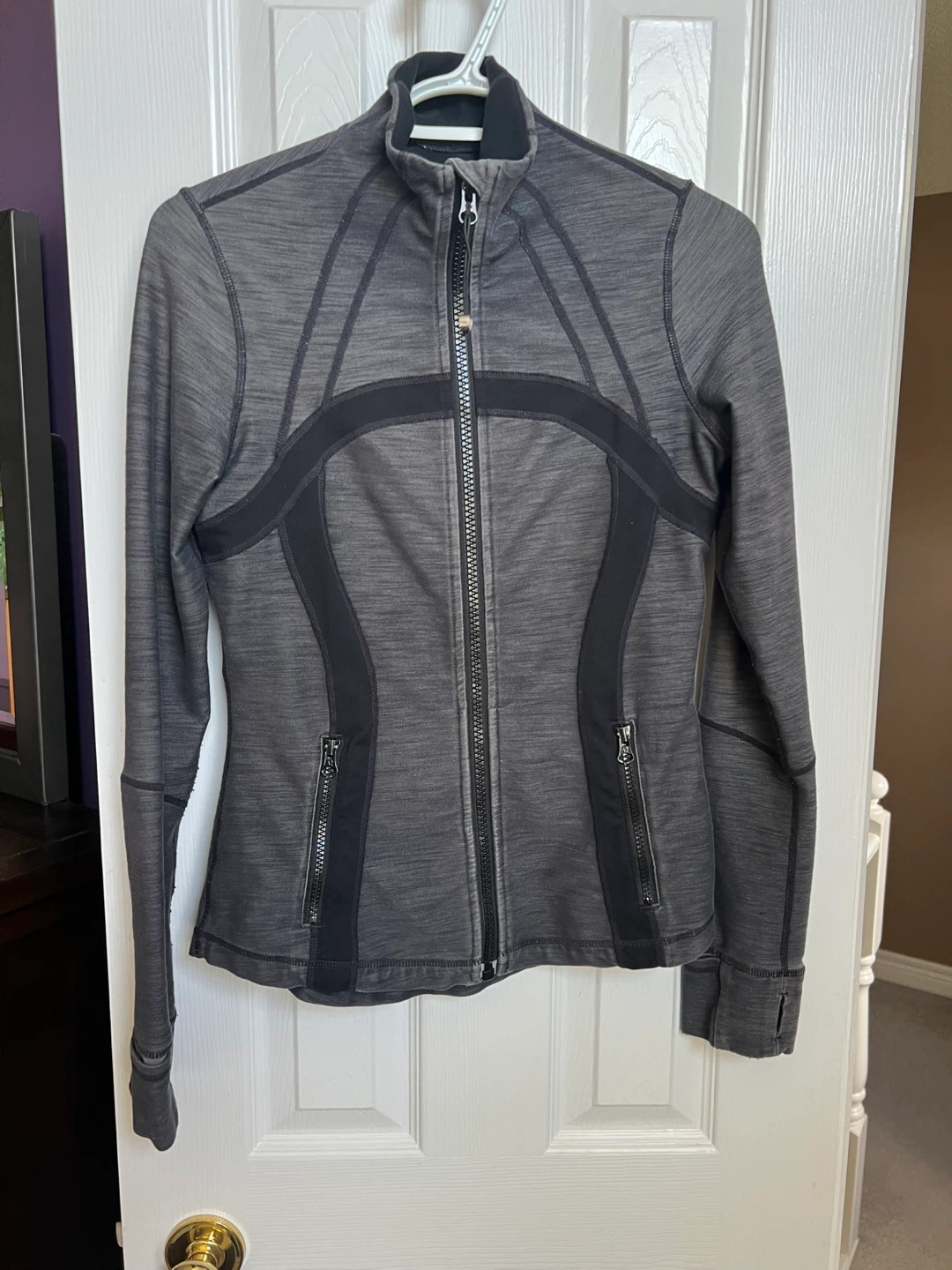 Lululemon Grey Heathered Jacket size 6