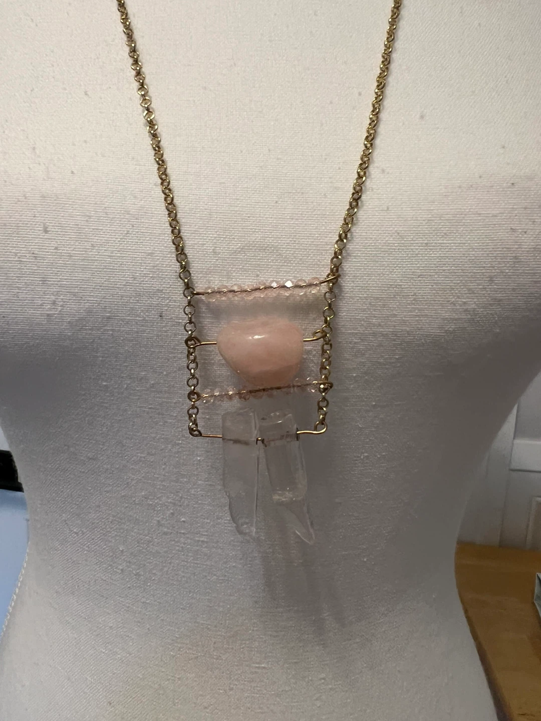 ⚽ Crystal Pendant Necklace - photo 2