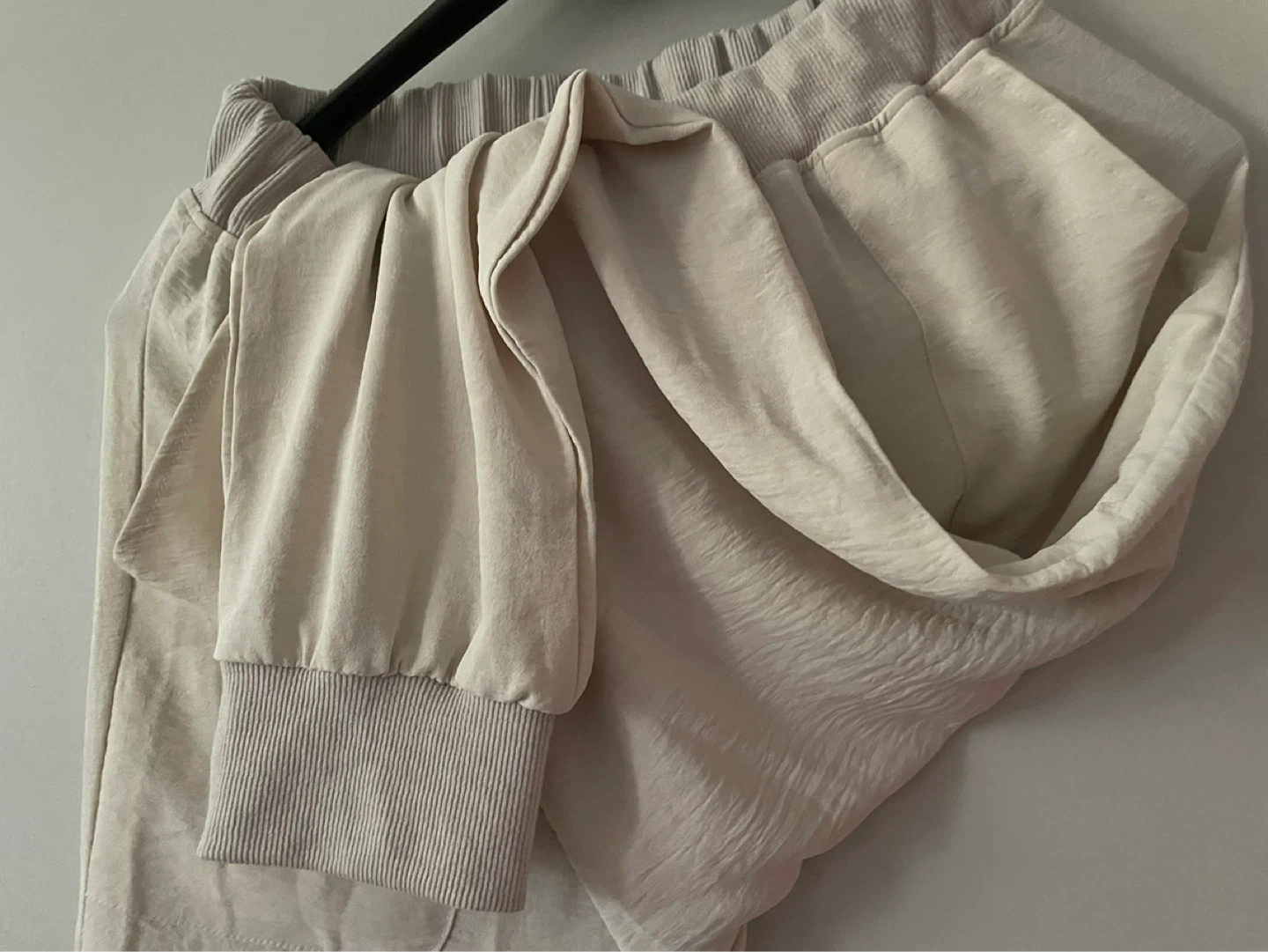 ⚽️Lightweight Beige Dressy Joggers Size M - photo 3